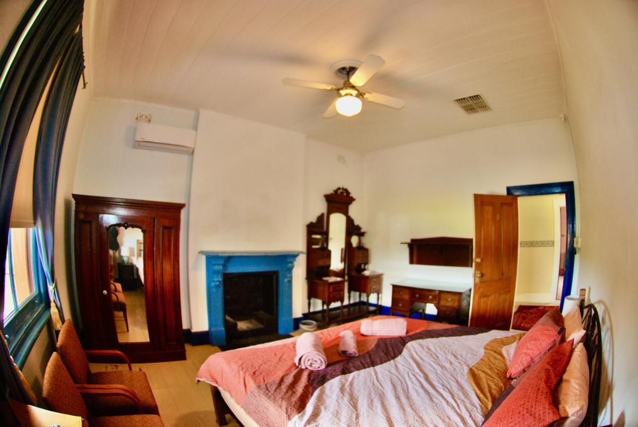 Historic Star Lodge And Station Masters House Narrandera Rom bilde