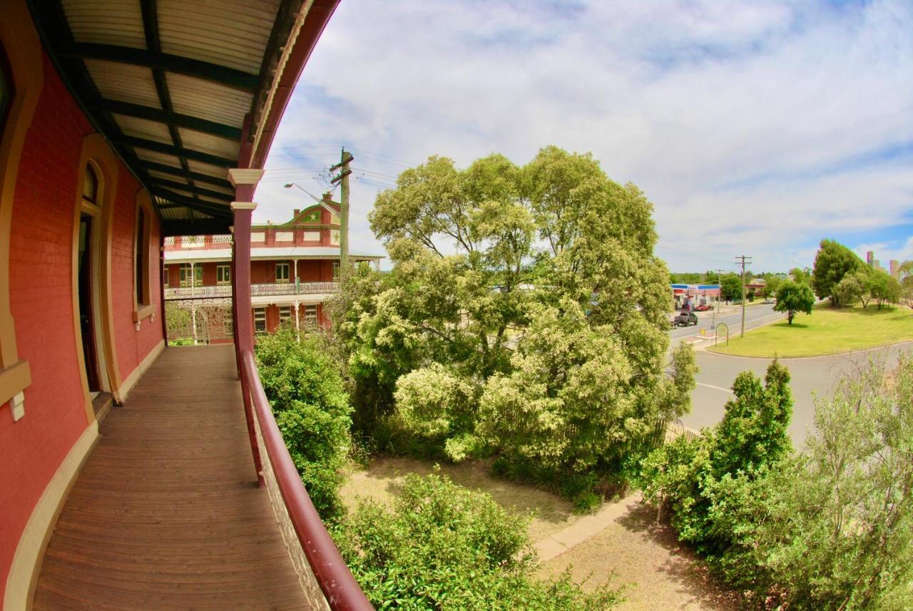Historic Star Lodge And Station Masters House Narrandera Rom bilde