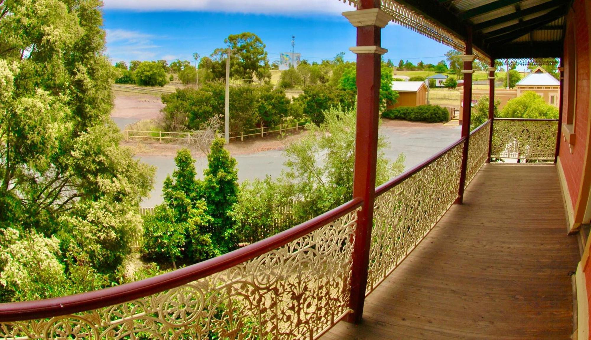 Historic Star Lodge And Station Masters House Narrandera Rom bilde